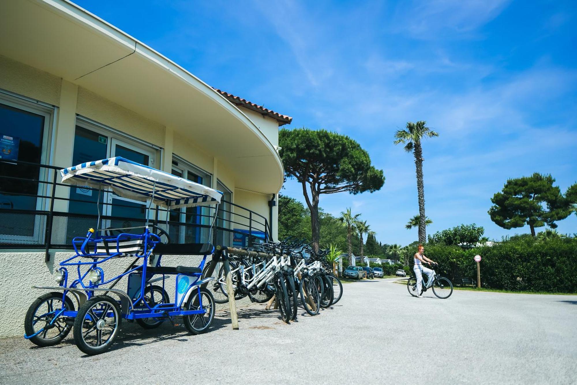 Camping Paradis Le Pearl Argeles-sur-Mer Bagian luar foto
